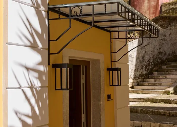 The Calliston Corfu (city)