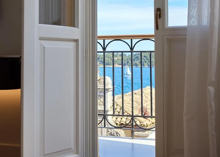 Hotel The Calliston 3*