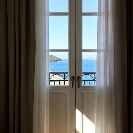 The Calliston Otel
